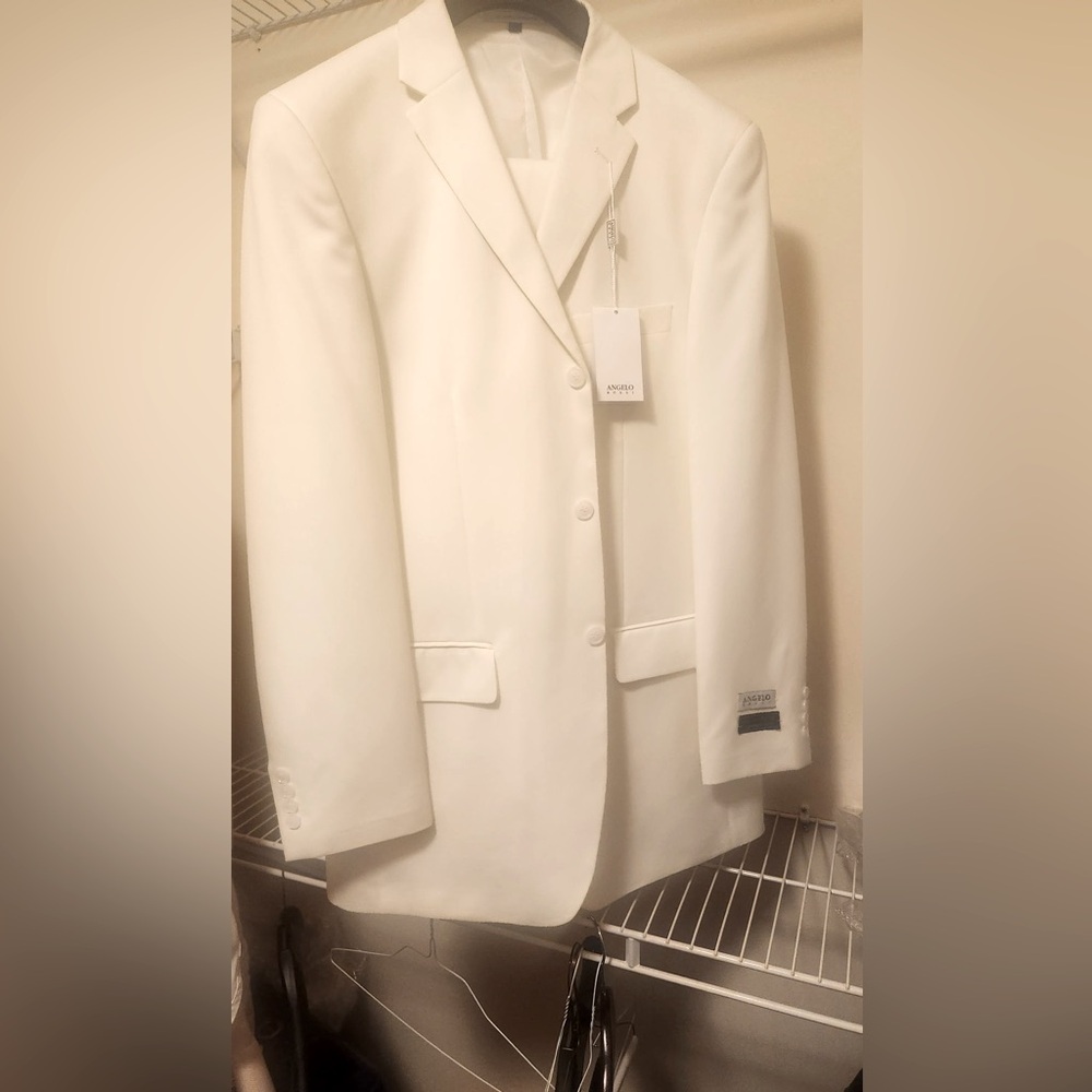 ANGELO ROSSI Tailored off White Mens Suit 🍒